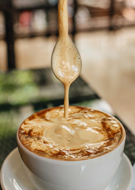 Hanoi: Private Tour For Waking and Tasting Hanoi Specialties - Experience Highlights