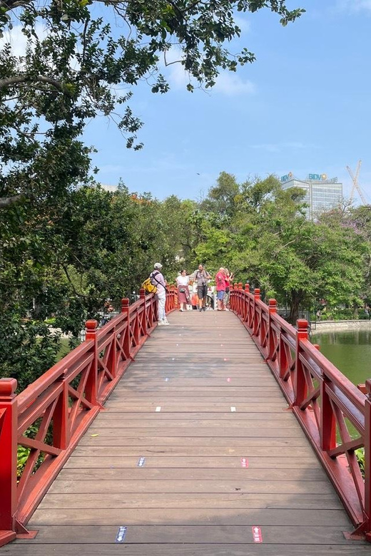 Hanoi Private Tour: Walking & Discovering Local Culture - Participant Guidelines and Recommendations