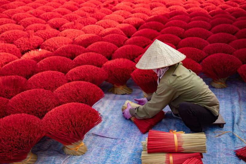 Hanoi: Quang Phu Cau Incense Village Photography Tour - Highlights of the Photography Tour