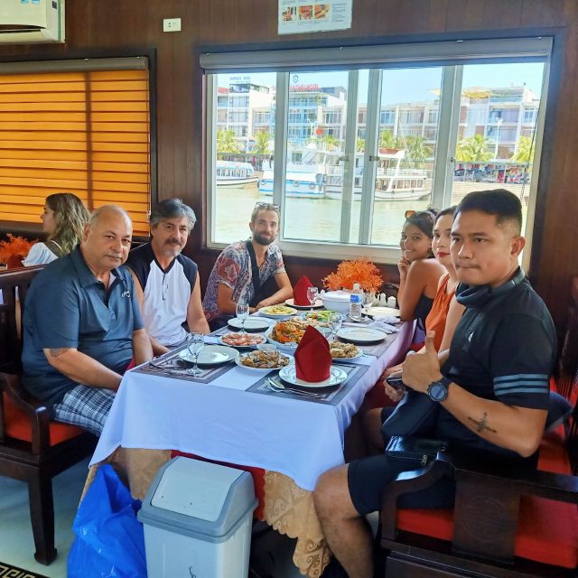 Hanoi: Roundtrip Halong Bay Islands, Caves, Kayaking & Lunch - Seafood Lunch on the Boat