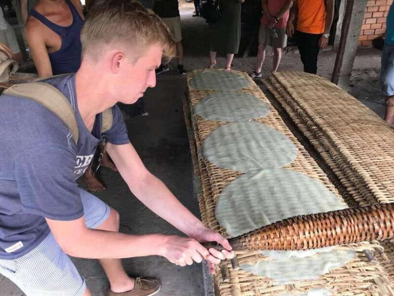Hanoi: Sapa Trekking Tour With Homestay 2D1N - Trekking Through Rice Terraces and Muong Hoa Stream