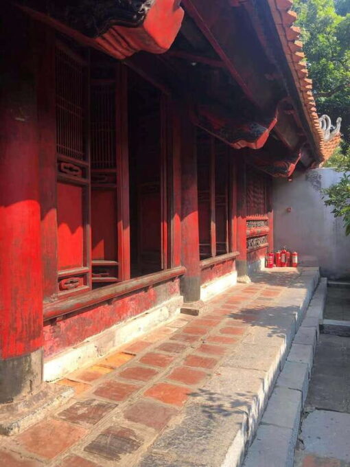 HANOI: SCOOTER VISIT TRAIN STREET & CULTURE SIGHTSEEING - Since You Asked