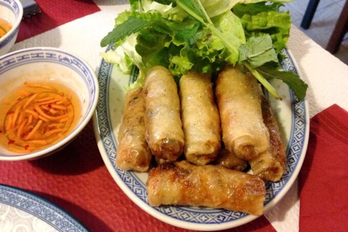 Hanoi: Small-Group Street Food Walking Tour - Exploring Hanois Culinary Heritage