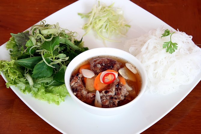 Hanoi Street Food Tour With Train Street - Pickup and Meeting Details