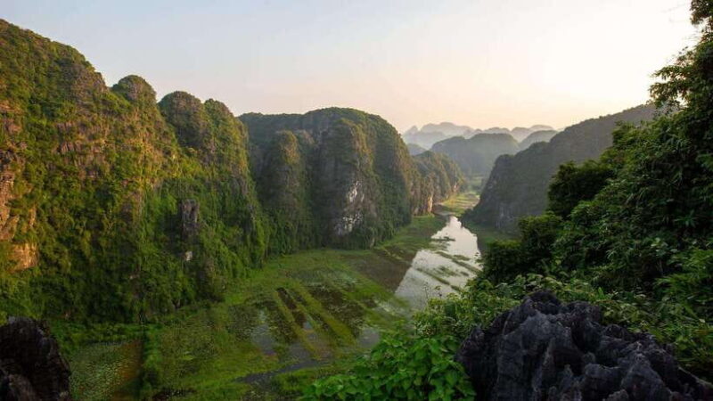 Hanoi to Ninh Binh Private Tour: Hoa Lu, Trang An, Mua Caves - Mua Caves: Panoramic Views and Hiking Adventure