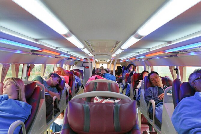 Hanoi to Sapa and Return by Sleeper Bus Ride on Expressway - Duration and Capacity of the Journey