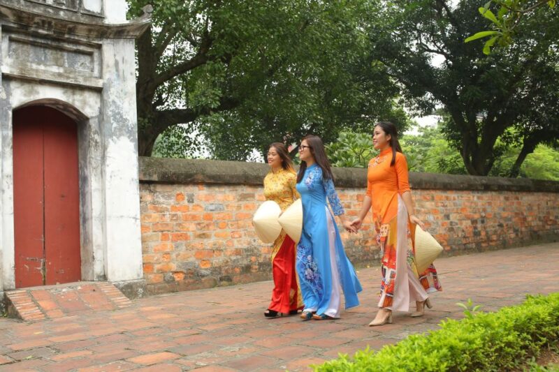 Hanoi: Traditional Ao Dai Dress and Non La Hat Rental - Pricing and Booking Information