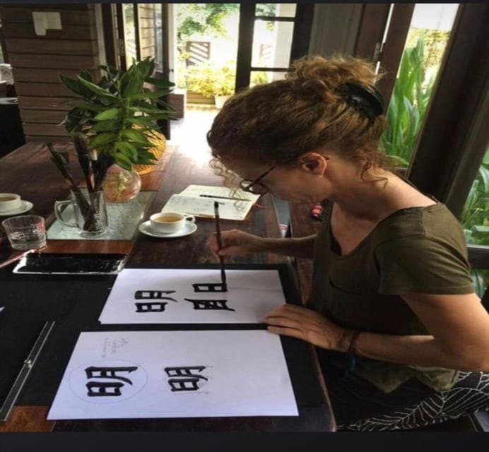 Hanoi: Traditional Vietnamese Calligraphy Class - Key Points