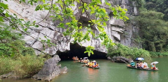Hanoi: Trang An, Bai Dinh and Mua Cave Fullday - Since You Asked
