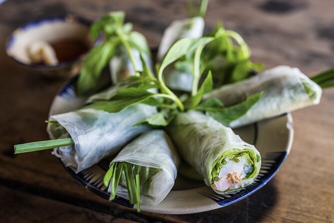 Hanoi Vegan Street Food Tour and Train Street - Group Size and Pricing