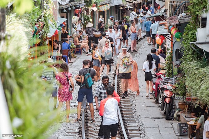 Hanoi Vespa After Dark Street Food + Train Street+ Live Music - Tour Highlights and Inclusions