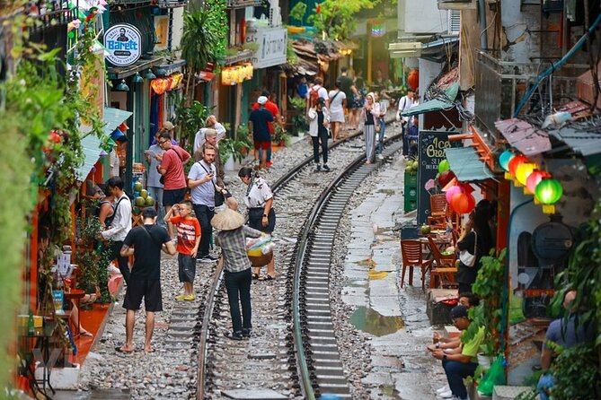 Hanoi Vespa After Dark Street Food + Train Street+ Live Music - Accessibility and Recommendations