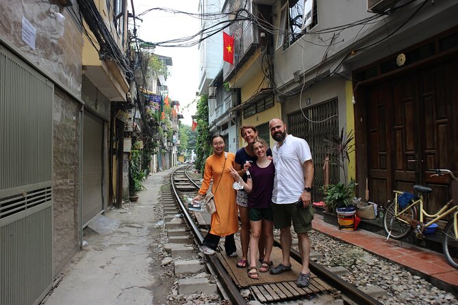 Hanoi Vespa Tours Led By Women: Hanoi Vespa Tour City Half Day - Vibrant Atmosphere and Recap