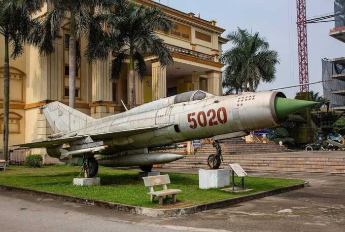 Hanoi: Vietnam War Remnants Museum & Local Train Street - Historical Context and Significance
