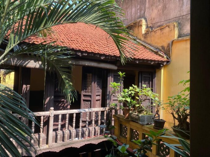Hanoi: Walking Culturistic Tour With Snacks - Pickup Service