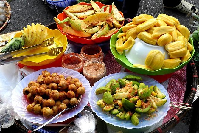 Hanoi Walking Foodie Tour by Night - Meeting Point and Duration