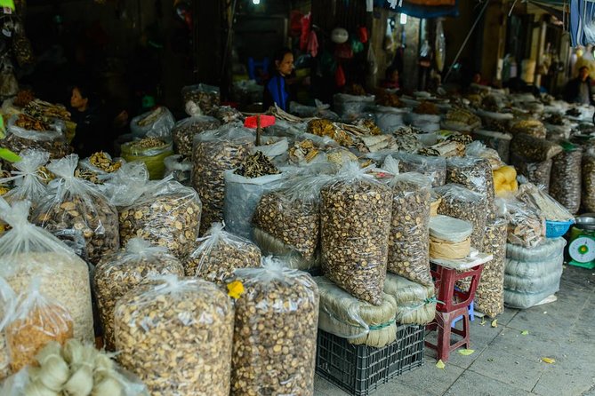 Hanoi Walking Foodie Tour by Night - Confirmation and Accessibility