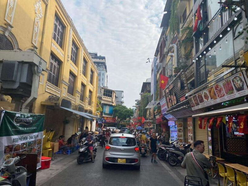 Hanoi Walking Tour: Explore the Culture and Local Life - Walking Tour Experience