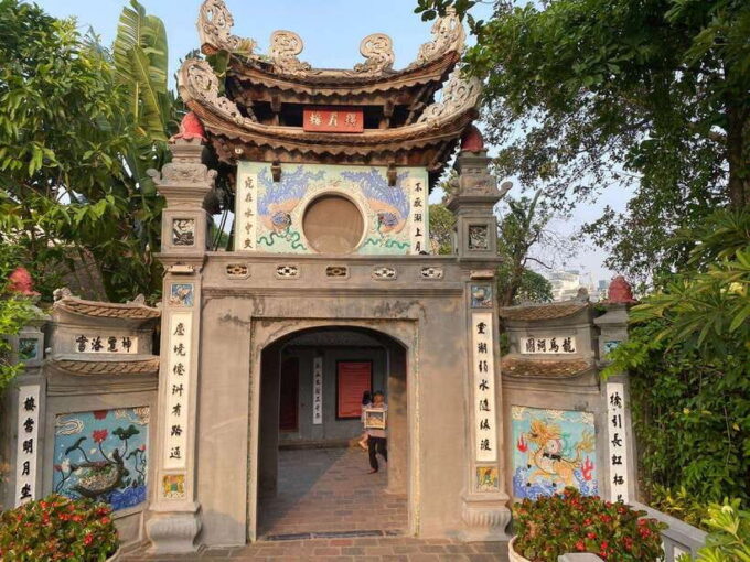Hanoi Walking Tour: Explore the Culture and Local Life - Frequently Asked Questions