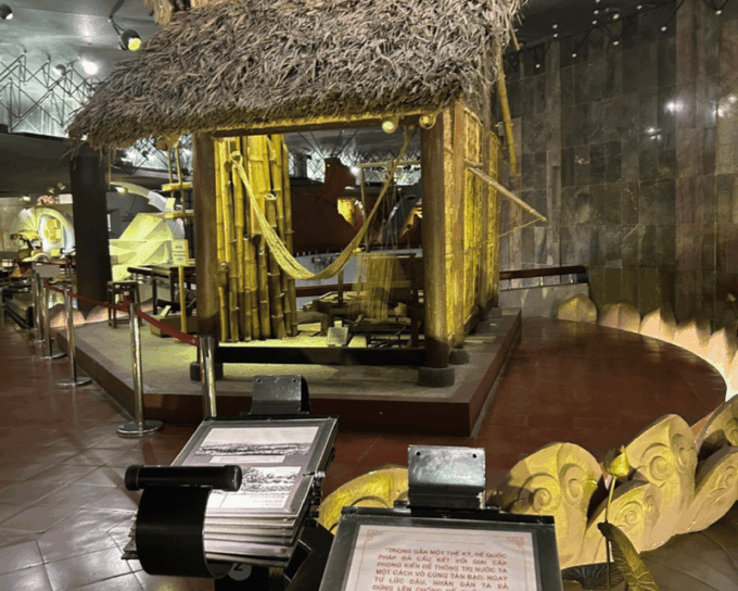 Hanoi: War Site Museums Tour - Discovering Military History