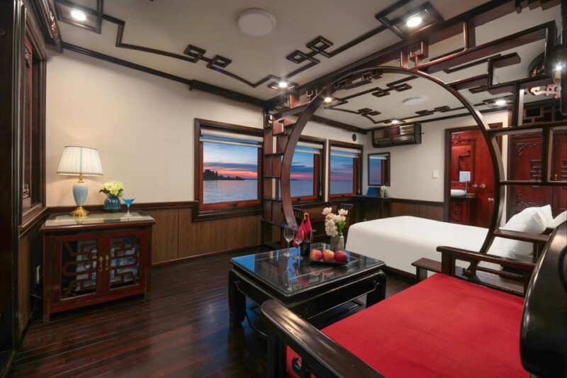 Hanoi:Halong Bay 2-Day on Traditional Wooden Boutique Cruise - Onboard Experiences