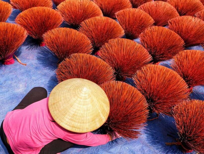 Hanois Artisan Trail:Incense Village,Hat,Lacquer & Train St - Chuong Conical Hat Village