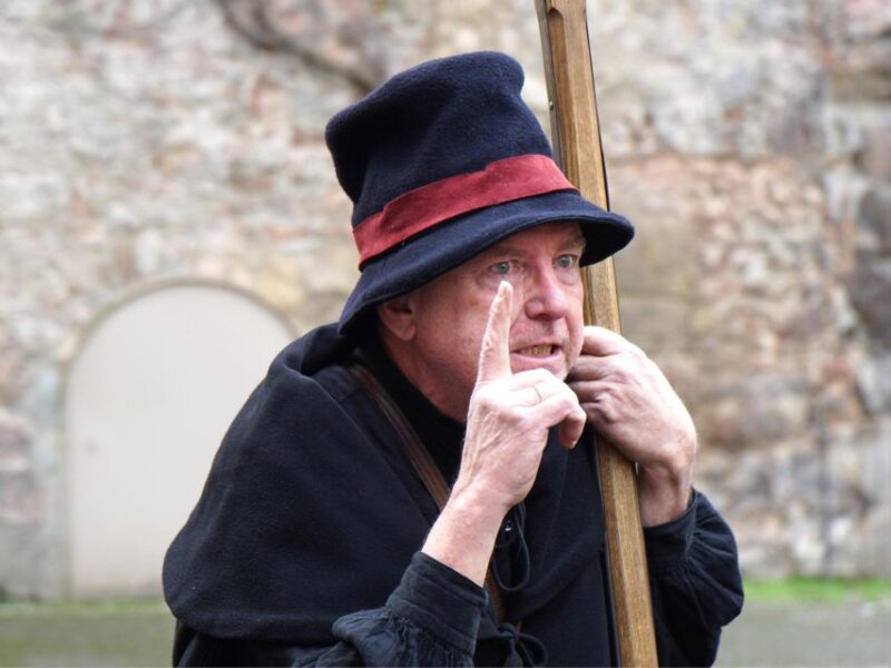 Hanover: Night Tour With Night Watchman Melchior - Experience Highlights