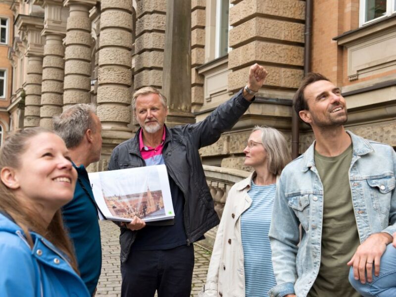 Hanover: Old Town Historical Walking Tour by Geo Epoche - Key Sites