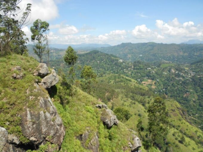 Haputale: Ella, Small Adams Peak, & Nine Arches Bridge Hike - Frequently Asked Questions