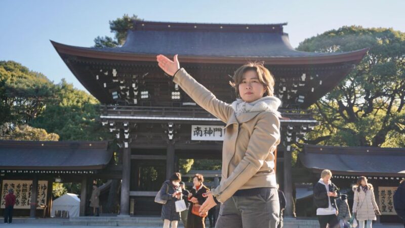 Harajuku From Meiji Shrine to Shibuya Crossing 2 Hours - Etiquette at the Shrine