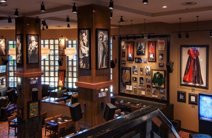 Hard Rock Cafe Chicago - Customer Feedback
