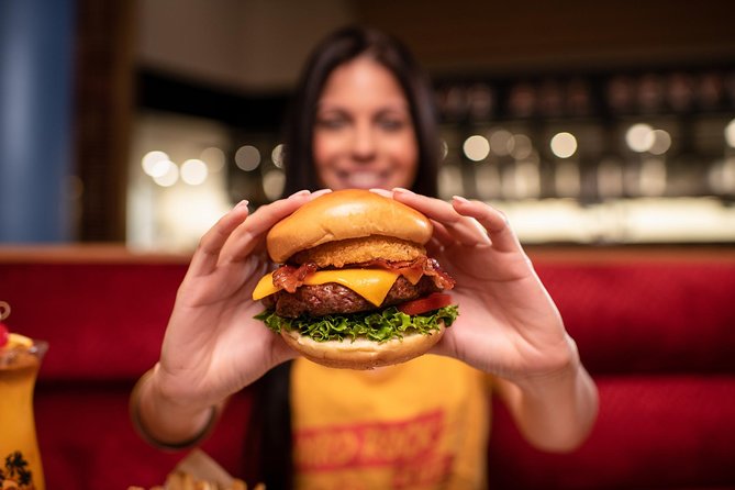 Hard Rock Cafe Chicago - Dining Experience