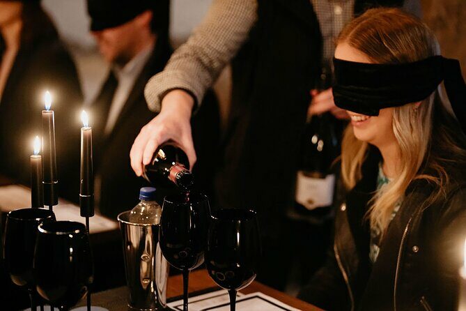 Hardys: Tasting in the Dark: A Wine Sensory Experience - An In-Depth Look at the Experience