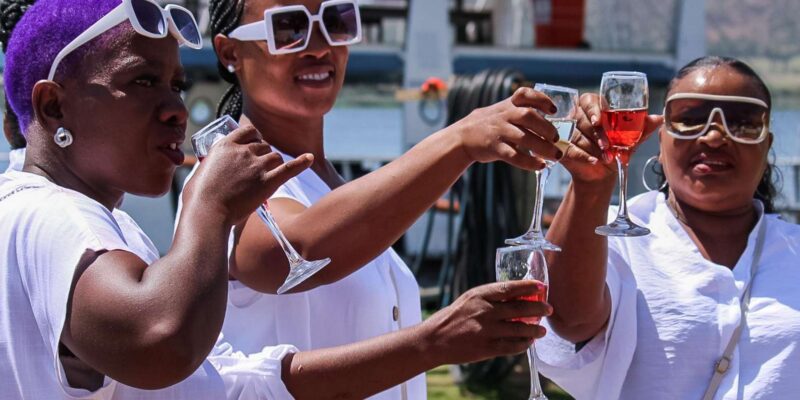Hartbeespoort Dam: 1 Hour Standard Scenic Boat Cruise - Inclusions and Amenities