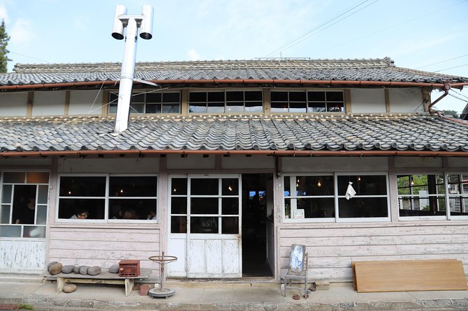 Hasami Ware 2-Day Tour With Special Guide ~ 400 Years History and Modern Daily Use Pottery ~ - Group Size and Operator