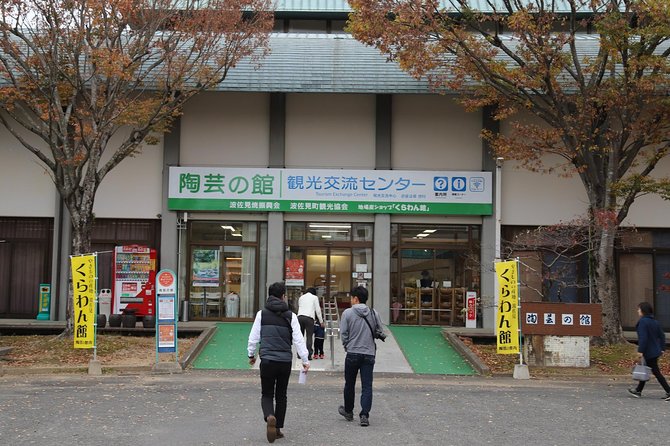 Hasami Ware Study Tour With Special Guide ~ 400 Years History and Modern Daily Use Pottery ~ - Lunch and Guided Tour Experience