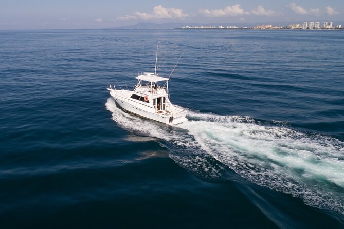 Hatteras 42-44 Classic Yachts in Puerto & Nuevo Vallarta - Highlights of the Puerto & Nuevo Vallarta Tour