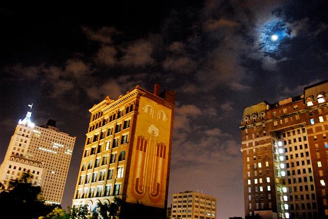 Haunted Memphis Walking Ghost Tour - Discovering Haunted Hotspots in the City