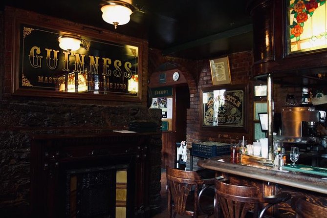 Haunted Montreal Pub Crawl - Public Transportation Accessibility