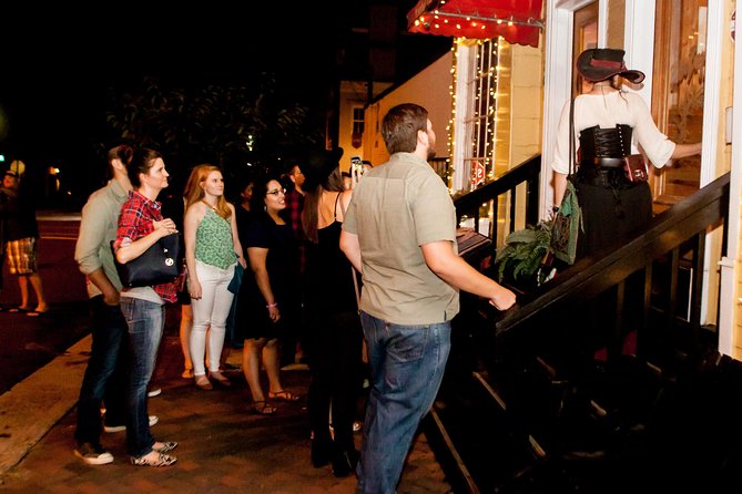 Haunted Old Town Alexandria Booze and Boos Ghost Walking Tour - Meeting and End Points
