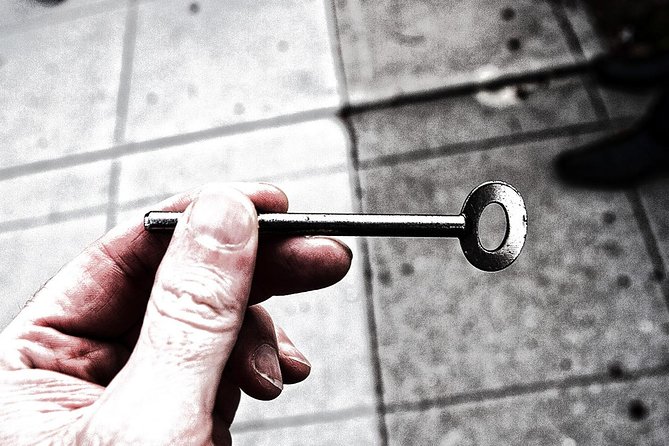Haunted San Diego Ghost Tour - Guides and Storytelling