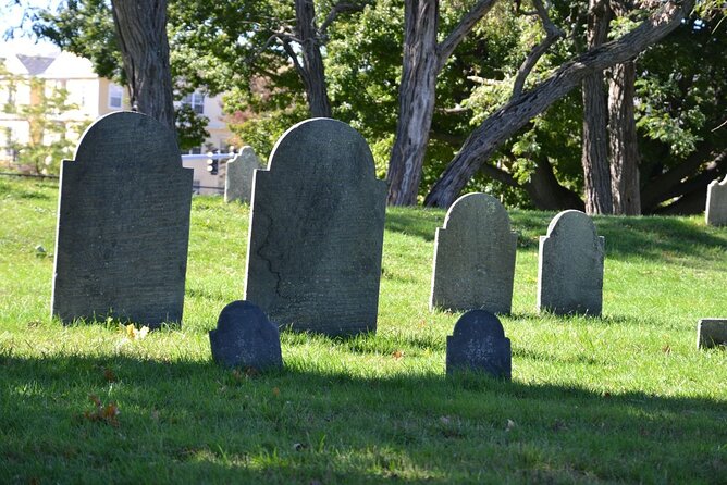 Hauntings, History and Legends Tour in Salem - Uncovering Salems Witch Trials Myths