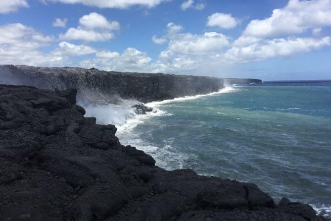Hawaii Big Island Circle Small Group Tour: Waterfalls - Hilo - Volcano - Black Sand Beach - Explore Waterfalls
