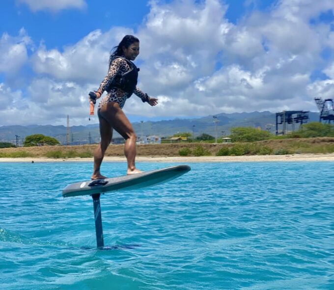 Hawaii: Electric Hydrofoil Surfing Group Lesson - What to Expect