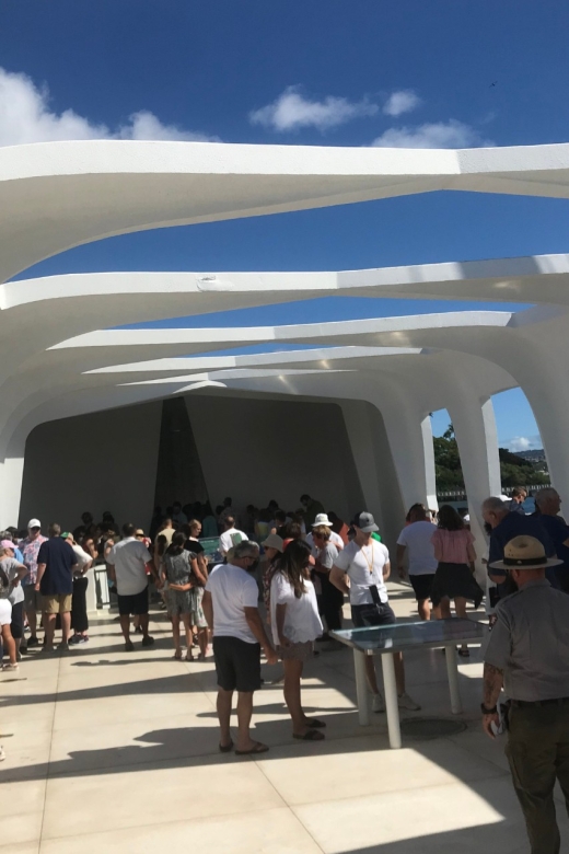 Hawaii: Pearl Harbor and North Shore Adventure - Key Points