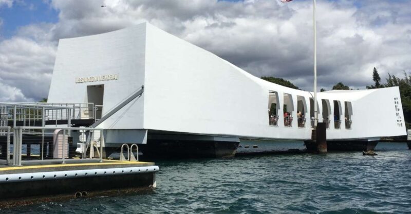 Hawaii: Pearl Harbor and North Shore Adventure - Pickup and Accessibility