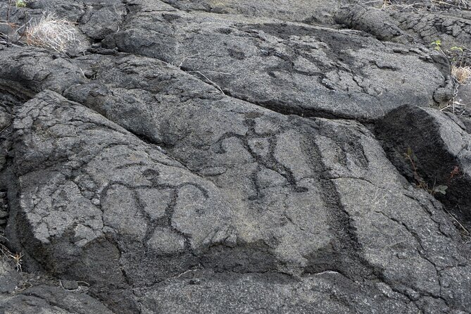 Hawaii Volcanoes National Park Self-Guided Driving Audio Tour - Discovering Hawaiian History
