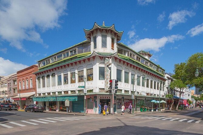 Hawaiian Cultural Tour Honolulu & Ka Iwi Coast! 4-Hour Private Luxury SUV! - Key Points