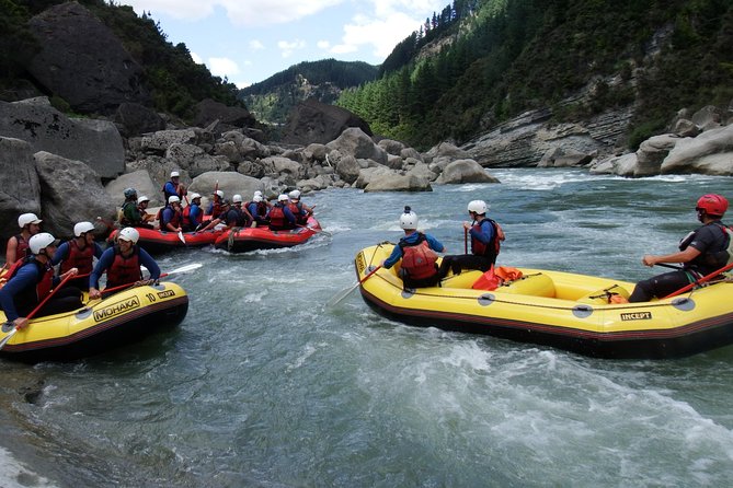 Hawkes Bay Full Day Rafting Mohaka River Grade 3 - Exhilarating Thrills on the Mohaka