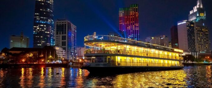 HCM: Dinner Cruise on Saigon River (Chinese Tour Guide) - Included Features